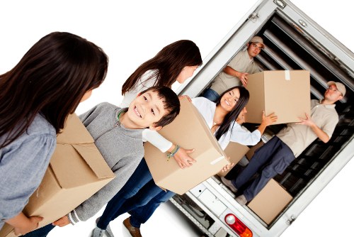 Professional house removalists assisting with moving in Nottinghill